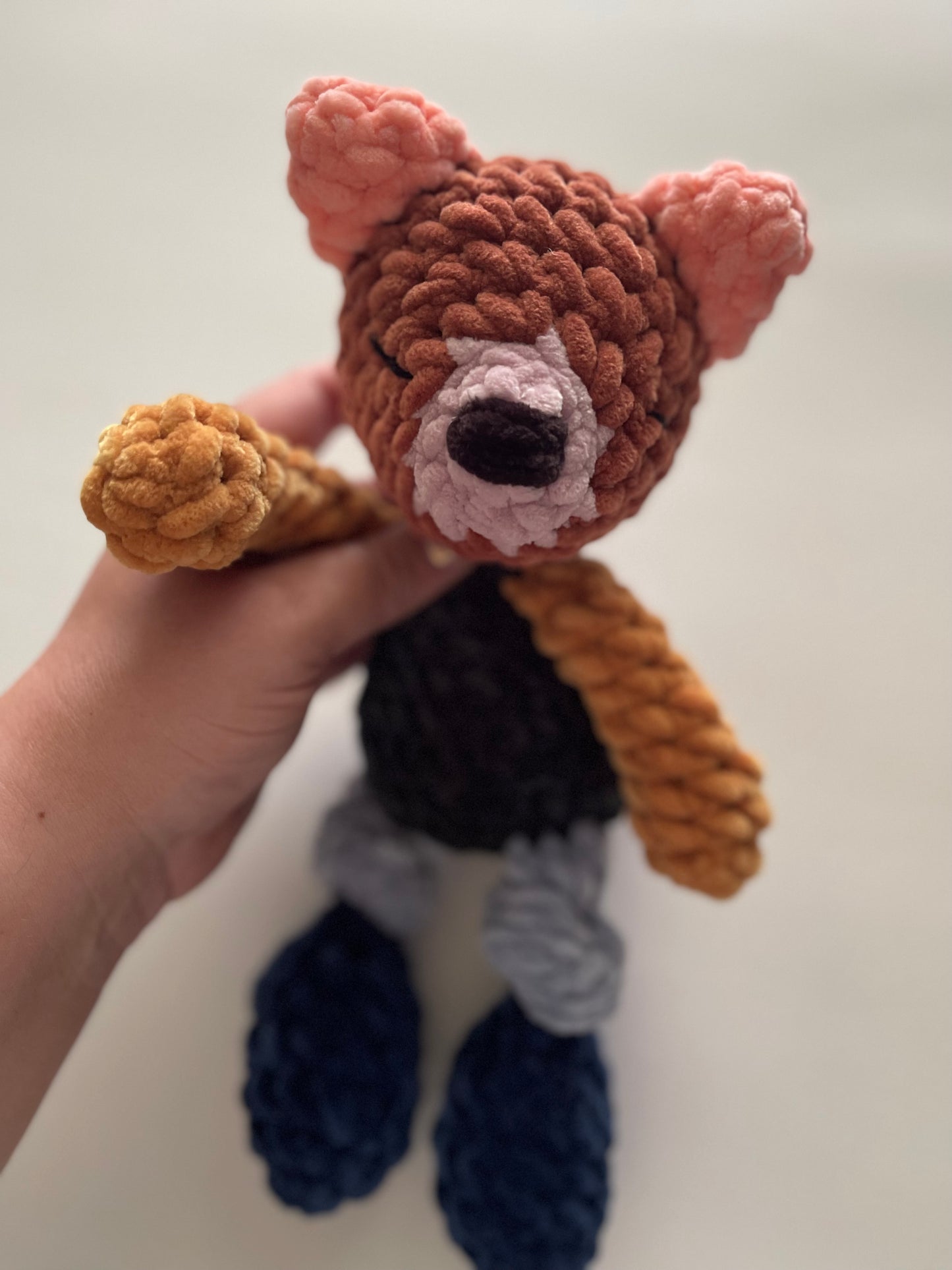 Banks the Bear - Plushie
