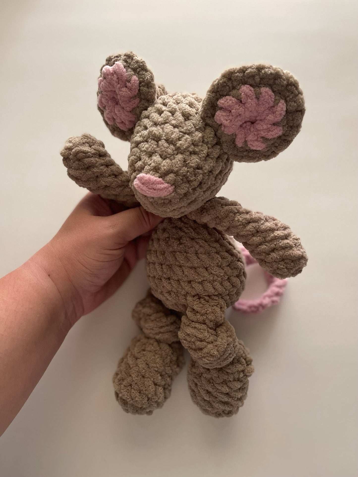 Magnus the Mouse - Plushie Sand