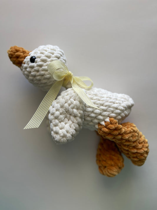 Goldie the Goose - Plushie