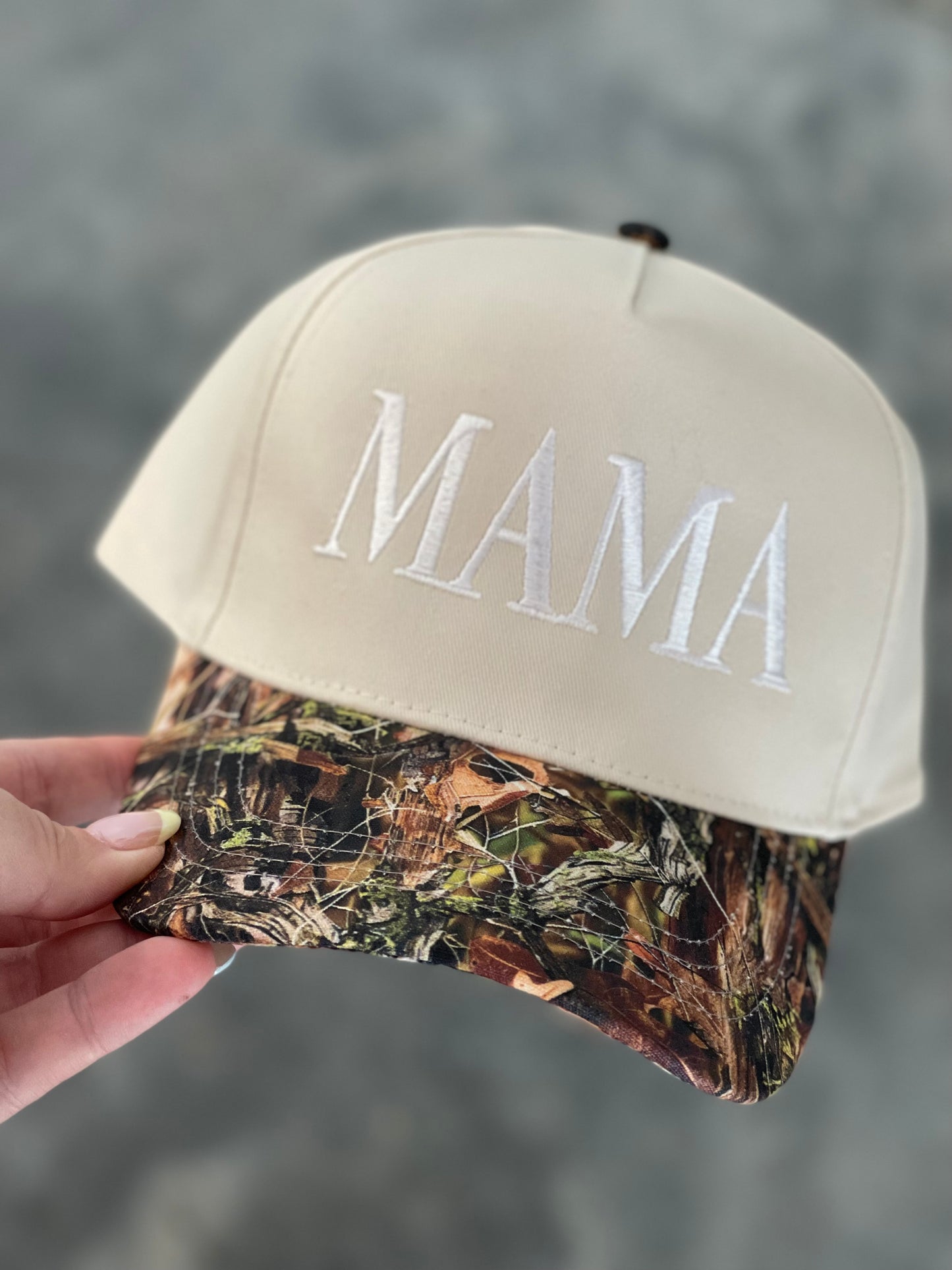 MAMA Letter Embroidery Camo Two-Tone Trucker Hat